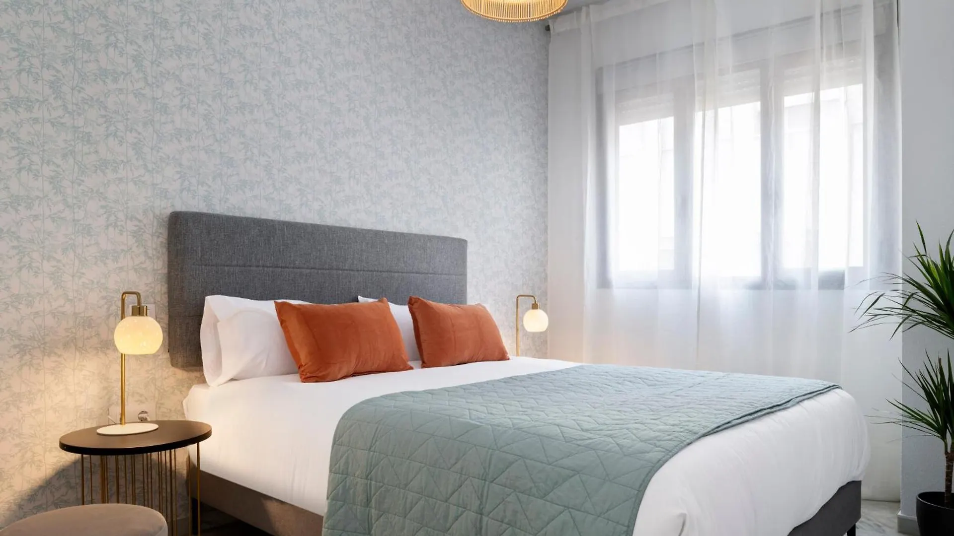 Monkeys Apartments Muro De Los Navarros Deluxe إشبيلية إسبانيا